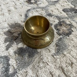 Small bronze bell holder/ candle holder with leaf detailing